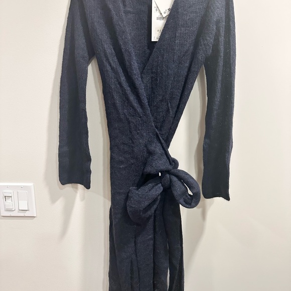 Cozy navy Zara Alpaca Wool Blend cardigan - Picture 1 of 3